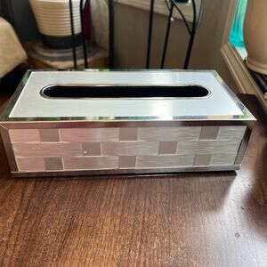 Vtg MCM Stylebuilt Accessories Inc New York Woven Brass Trim Tissue Box Vanity